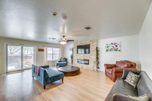 Austin Home with Deck - 9 Mi to Zilker Park! in Austin, USA