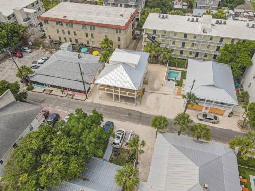 Brand New Tybee Beach Home: Walk to Beach (Unit A) Brand New Tybee Beach Home: Walk to Beach (Unit A)