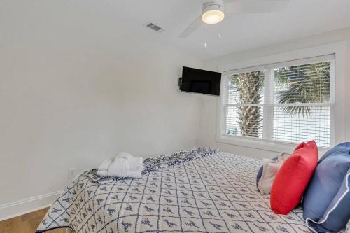 Brand New Tybee Beach Home: Walk to Beach (Unit A) Brand New Tybee Beach Home: Walk to Beach (Unit A)