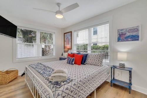 Brand New Tybee Beach Home: Walk to Beach (Unit A) Brand New Tybee Beach Home: Walk to Beach (Unit A)