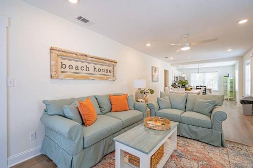 Brand New Tybee Beach Home: Walk to Beach (Unit A) Brand New Tybee Beach Home: Walk to Beach (Unit A)
