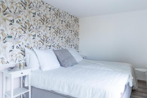 SPLENDIDE APPARTEMENT NICE BLUE PEARL TOUT CONFORT VUE MER PANORAMIQUE, Nice (photo 5)
