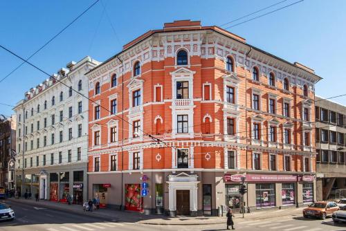 Bonnie & Clyde's hideout, Riga