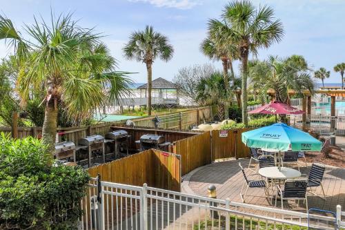 Pelican Beach Resort by Panhandle Getaways - image 12