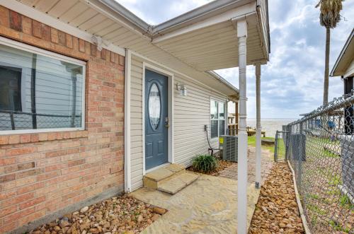 Lakefront Livingston Retreat with Dock and Fire Pit!