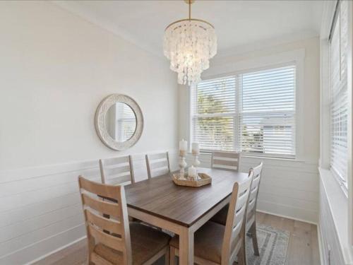 Bougie and The Beach- Stunning 3 Bed 2 Bath home