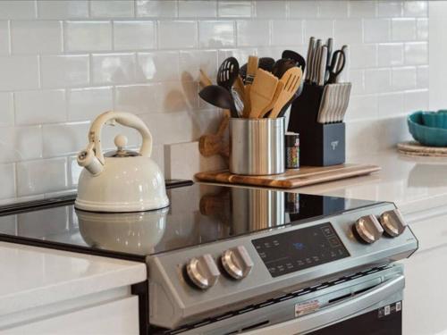 Bougie and The Beach- Stunning 3 Bed 2 Bath home