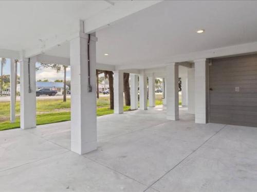 Bougie and The Beach- Stunning 3 Bed 2 Bath home