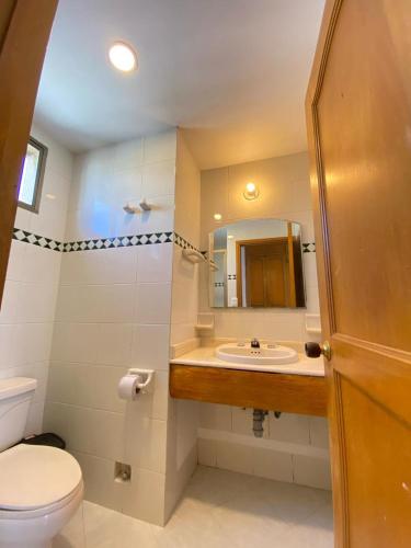 Two-Bedroom Apartment image 3