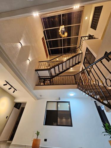 Twin Room image 6