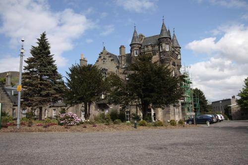 Summer Stays at The University of Edinburgh