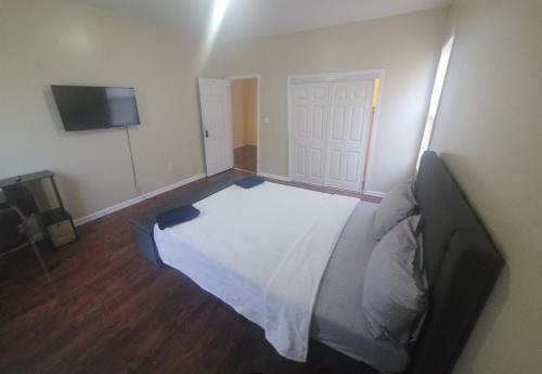Rooms Available In Newark City in Newark, USA