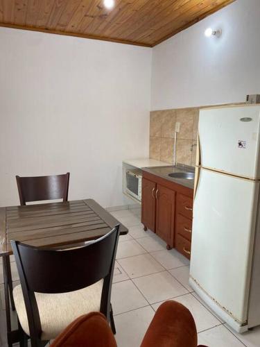 Departamento 4 Pellegrini in Posadas