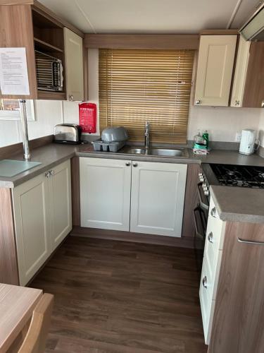 Picture of 3 Bedroomed Caravan With Amazing Sea Views