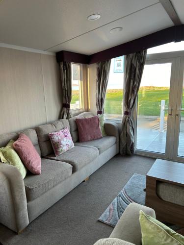 Picture of 3 Bedroomed Caravan With Amazing Sea Views