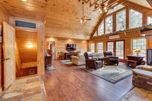Waterfront Cabin with Deck and Pool in Old Forge!