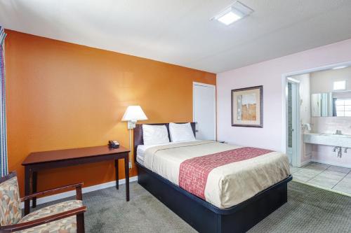 Regency Inn – Fayetteville, TN