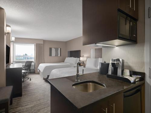 Standard Room image 2