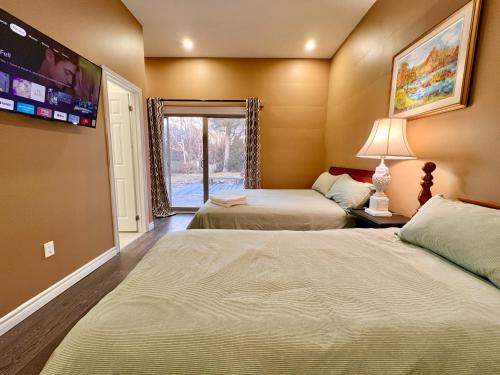 Newly Renovated Home in Central Aurora in 里士滿希爾