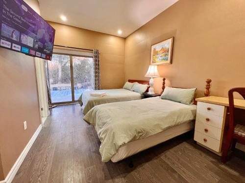 Newly Renovated Home in Central Aurora in 里士滿希爾