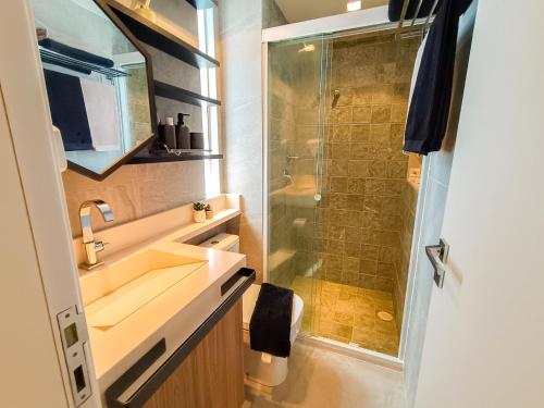 Bathroom, Apartamentos no RN Studio Premium in Cruz das Almas