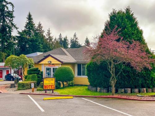 Emerald Best Motel - Accommodation - Edmonds