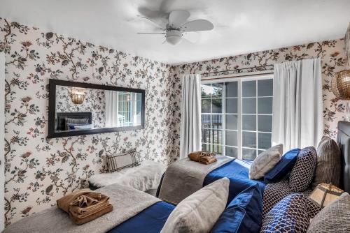 Glen Ellen Home with Lush Yard and Pool in Wine Country - image 4