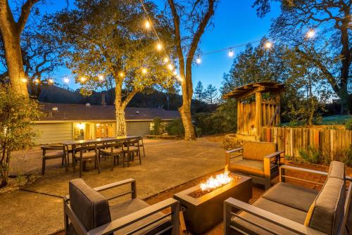 Glen Ellen Home with Lush Yard and Pool in Wine Country - image 6