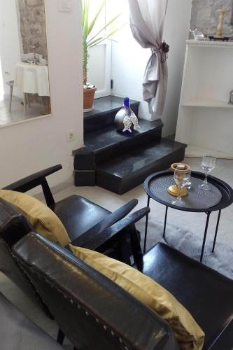 One-Bedroom Apartment with Terrace image 8