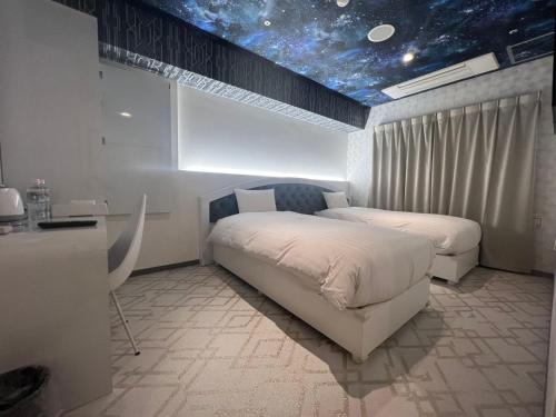 Twin Room - Non-Smoking