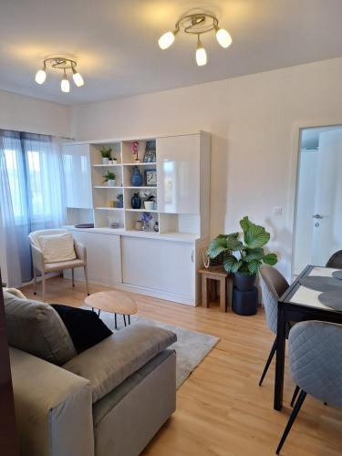 Apartment Dorina, Buje (Buie)