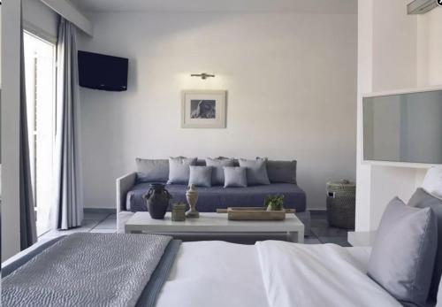 Ios Palace Hotel & Spa - image 12