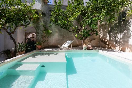 Palazzo Favola Dimora in town centre - Happy Rentals gîte à louer Corigliano d'Otranto