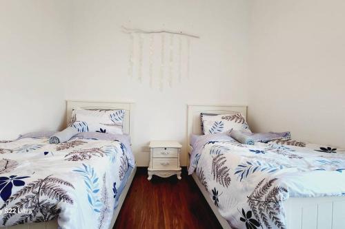 Santorini Holiday Resort Style Staycation 3 rooms Santorini Holiday Resort Style Staycation 3 rooms