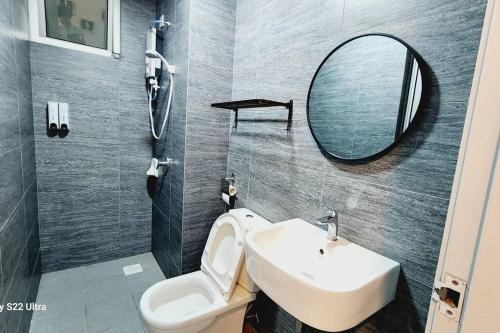 Santorini Holiday Resort Style Staycation 3 rooms Santorini Holiday Resort Style Staycation 3 rooms