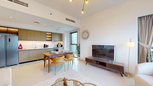 Primestay - Burj Crown 2BR Downtown Dubai - image 3