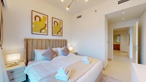 Primestay - Burj Crown 2BR Downtown Dubai - image 6