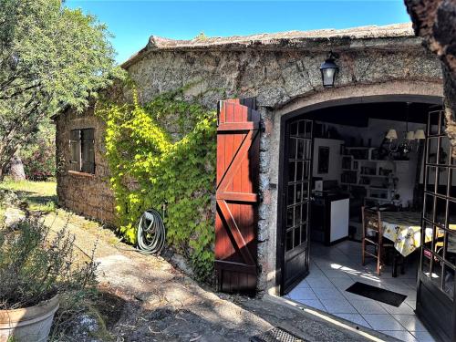 Charmante maison de campagne avec piscine