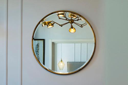 Chezmoihomes Trinidad Deluxe 4 - image 2