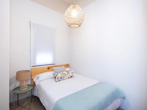 Chezmoihomes Town hall apartment - image 9