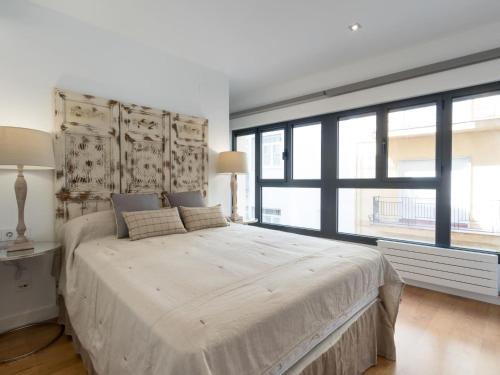 Chezmoihomes Plaza Nueva Deluxe - image 2