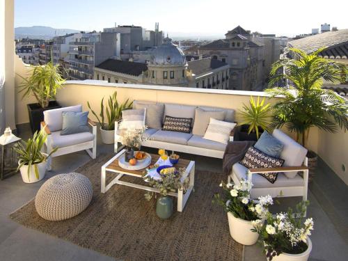 Chezmoihomes Luxury Penthouse - image 5