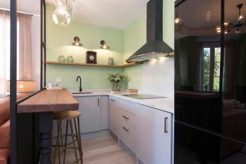 Trinidad Deluxe 3 Trinidad Deluxe 3