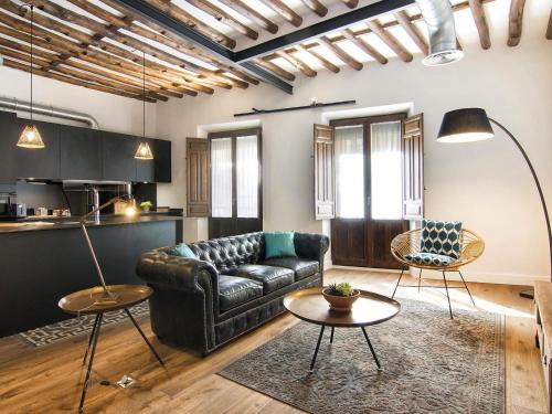Apartment room in ChezmoiHomes Santa Paula