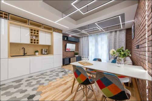 Cybernetyki 2C P&O Serviced Apartments, Warszawa