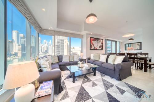 Beautiful 2BR at Silverene Towers A Dubai Marina by Deluxe Holiday Homes, Dubai (photo 9)