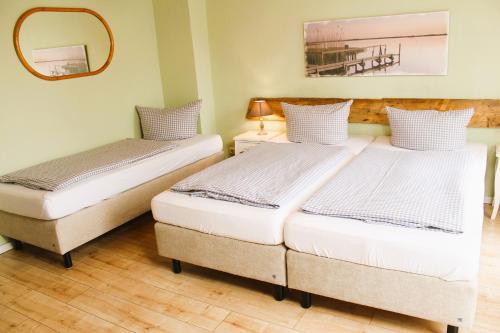 ARRIVEL Pension Haus am Bach in 阿勒斯豪森