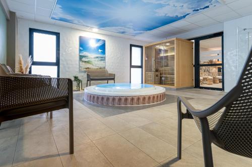 Джакузі, Kyriad Prestige Residence Cabourg in Дівес-Сюр-Мер