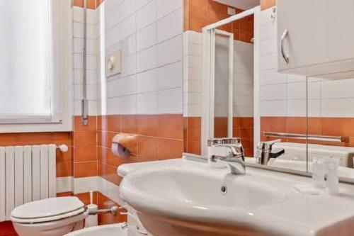 smart studio in corso Garibaldi, Milan (photo 6)