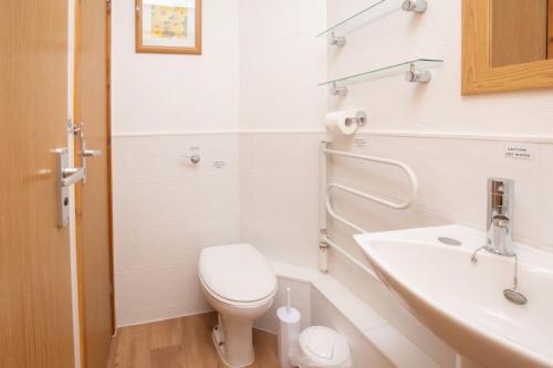 Chalet 98, Deal (photo 11)